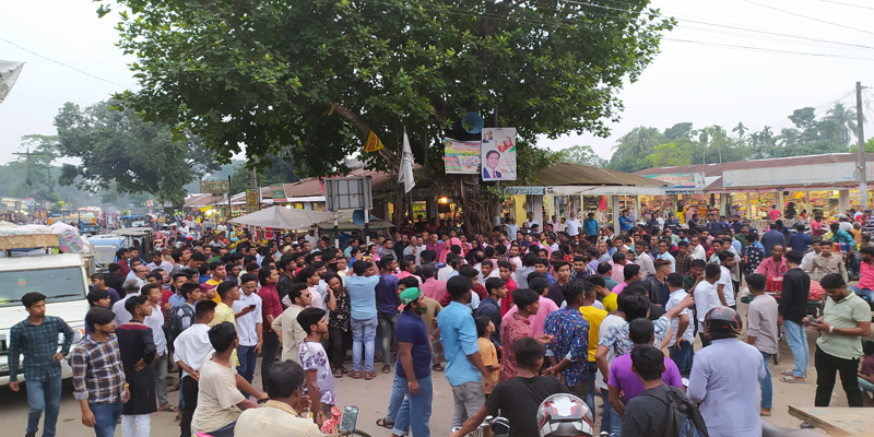 রুহিয়ায় বিক্ষোভ ও প্রতিবাদ সমাবেশ