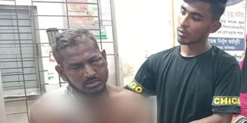 লক্ষ্মীপুরে বিবাহ বিচ্ছেদে ক্ষুদ্ধ হয়ে শ্বশুরকে কুপিয়ে জখম