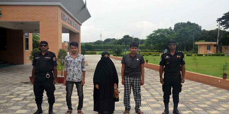 রাজশাহী মহানগরীতে অপহৃত স্কুল ছাত্রী উদ্ধার, গ্রেফতার-৩