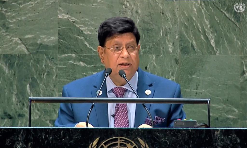 পরমাণু অস্ত্রের হুমকি থেকে বিশ্বকে মুক্ত রাখার আহবান পররাষ্ট্রমন্ত্রীর