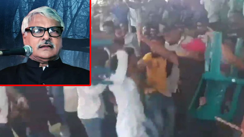 ডেপুটি স্পিকারের সংবর্ধনায় দু’পক্ষের চেয়ার ছোড়াছুড়ি
