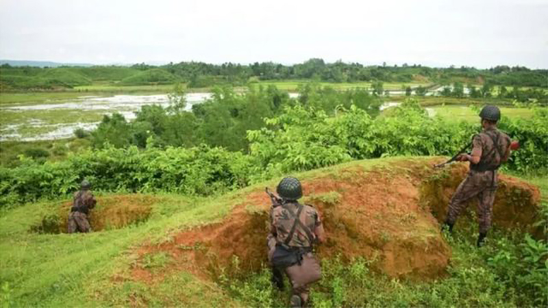 ভারী গোলার শব্দে এবার কেঁপে উঠলো উখিয়া সীমান্ত