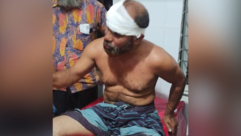 নোয়াখালীতে বিএনপি নেতাকে কুপিয়েছে দুর্বৃত্তরা