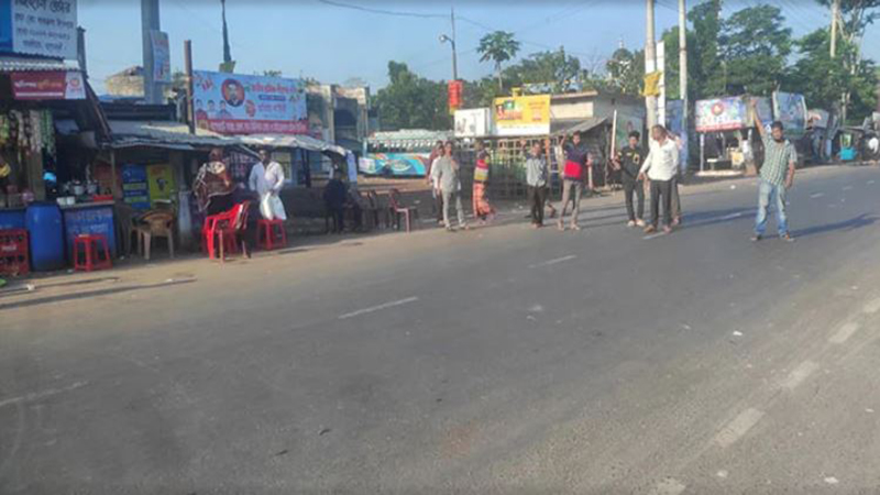 গণপরিবহন বন্ধ, দুর্ভোগে জনসাধারণ, পরীক্ষার্থী
