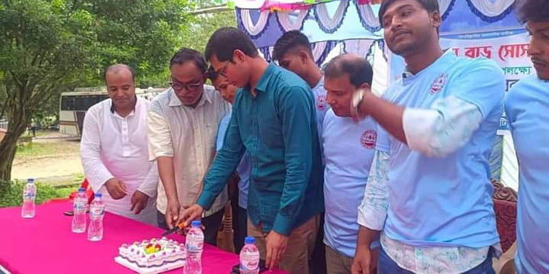 তেঁতুলিয়ায় ব্লাড সোসাইটির শুভ উদ্বোধন