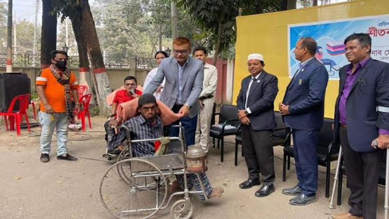 ব্রাহ্মণবাড়িয়ায় শতাধিক শারীরিক প্রতিবন্ধীদের মাঝে শীতবস্ত্র বিতরণ