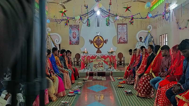 রুহিয়ায় যৌতুকবিহীন ২৪জোড়া গণবিয়ে সম্পন্ন