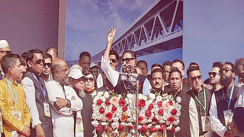 হুঙ্কার দিয়ে সরকার পতন করা যাবে না : ওবায়দুল কাদের