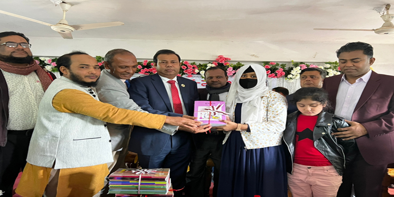 নোয়াখালীতে বই উৎসব, ৩৬ লাখ নতুন বইয়ের ঘাটতি