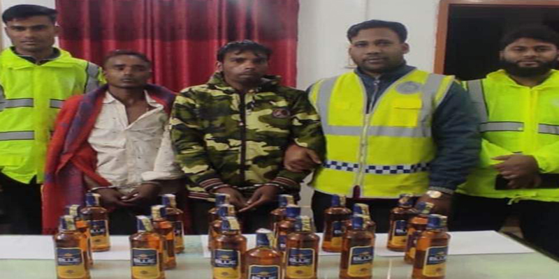 মধ্যনগরে ১৯ বোতল ভারতীয় মদসহ ২ মাদক ব্যবসায়ী আটক