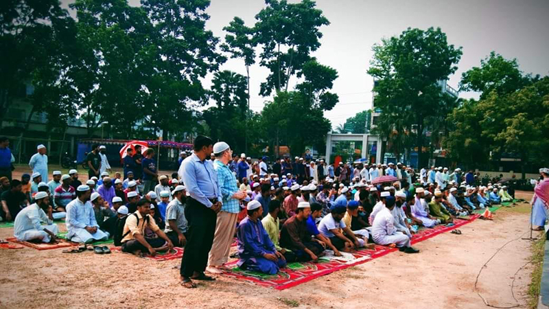 ঝিনাইদহে বৃষ্টির জন্য ইস্তেসকার নামাজ আদায়