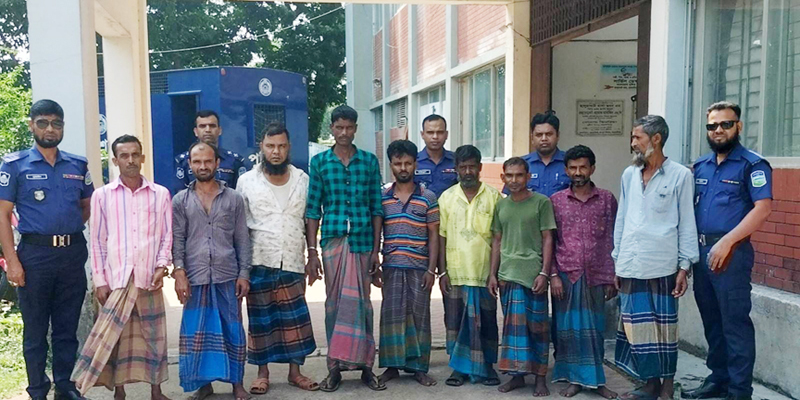 ময়মনসিংহের হালুয়াঘাটে পুলিশের অভিযানে ৯ জুয়ারি গ্রেফতার