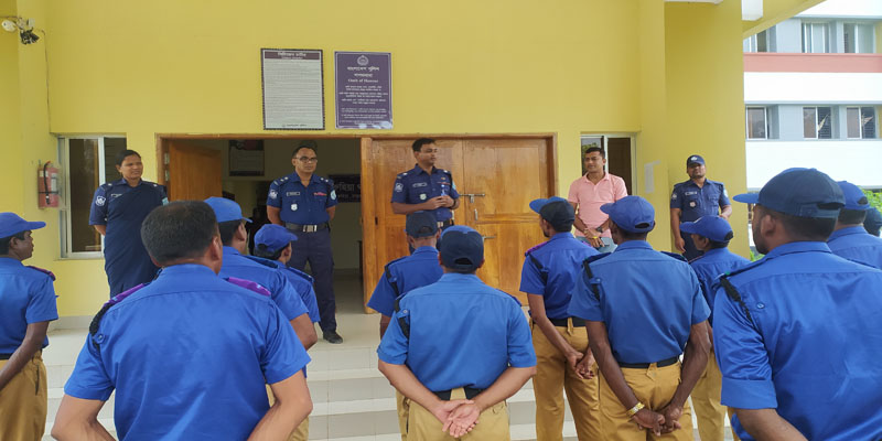 রুহিয়া থানায় পরিদর্শন করলেন সদর সার্কেল মিথুন সরকার