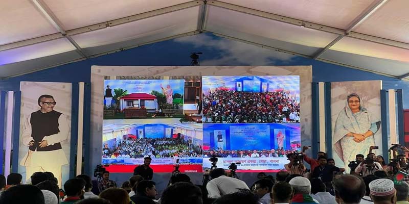 নোয়াখালীতে ভূমি ও গৃহহীনদের মাঝে ৪১৮টি ঘর হস্তান্তর