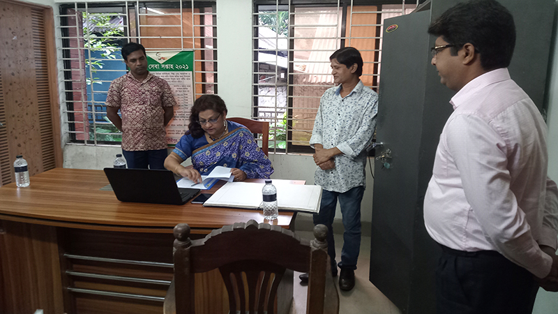 গৌরীপুরে নবাগত বিভাগীয় কমিশনারের মতবিনিময় সভা অনুষ্ঠিত