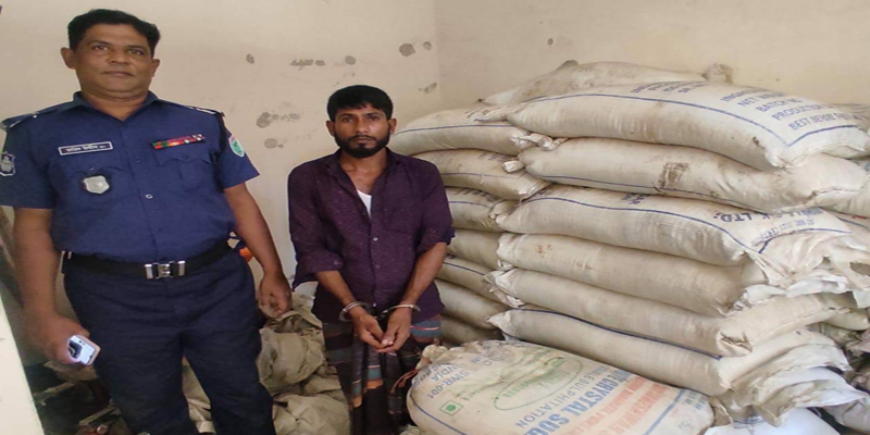 সুনামগঞ্জে ৪৪ বস্তা ভারতীয় চিনি সহ ১ জন গ্রেফতার