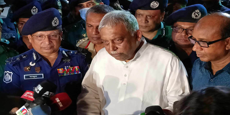 পুলিশ সদস্যকে ছাত্রদলনেতা কুপিয়ে হত্যা করেছে: স্বরাষ্ট্রমন্ত্রী