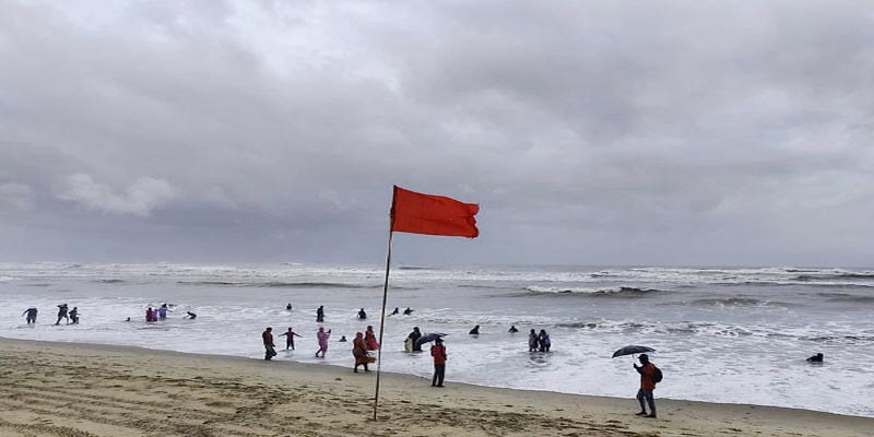 আঘাত হেনে দুর্বল ঘূর্ণিঝড় ‘মিধিলি’