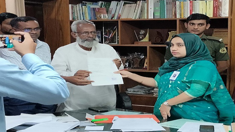 ময়মনসিংহ-৩ আসনে  মনোনয়ন পত্র জমা দিলেন ১৪ জন প্রার্থী