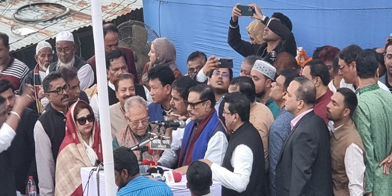 বাংলাদেশের রাজনীতিতে বিএনপি পরগাছা, এ পরগাছার অস্তিত্ব বিলীন করতে হবে:  কাদের
