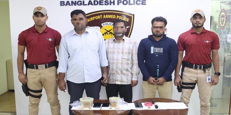 শাহজালালে ৭ কোটি টাকার সোনাসহ ৪ যাত্রী আটক