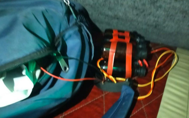 বাসে বোমা রেখে নেমে গেলেন যাত্রী, উদ্ধার করল পুলিশ