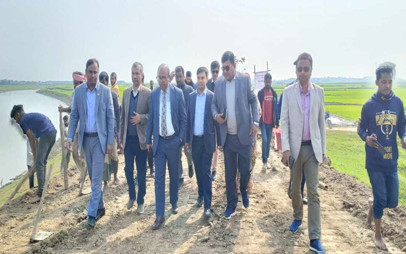 ধর্মপাশায় ফসল রক্ষার বাঁধ পরিদর্শনে- সচিব নাজমুল আহসান