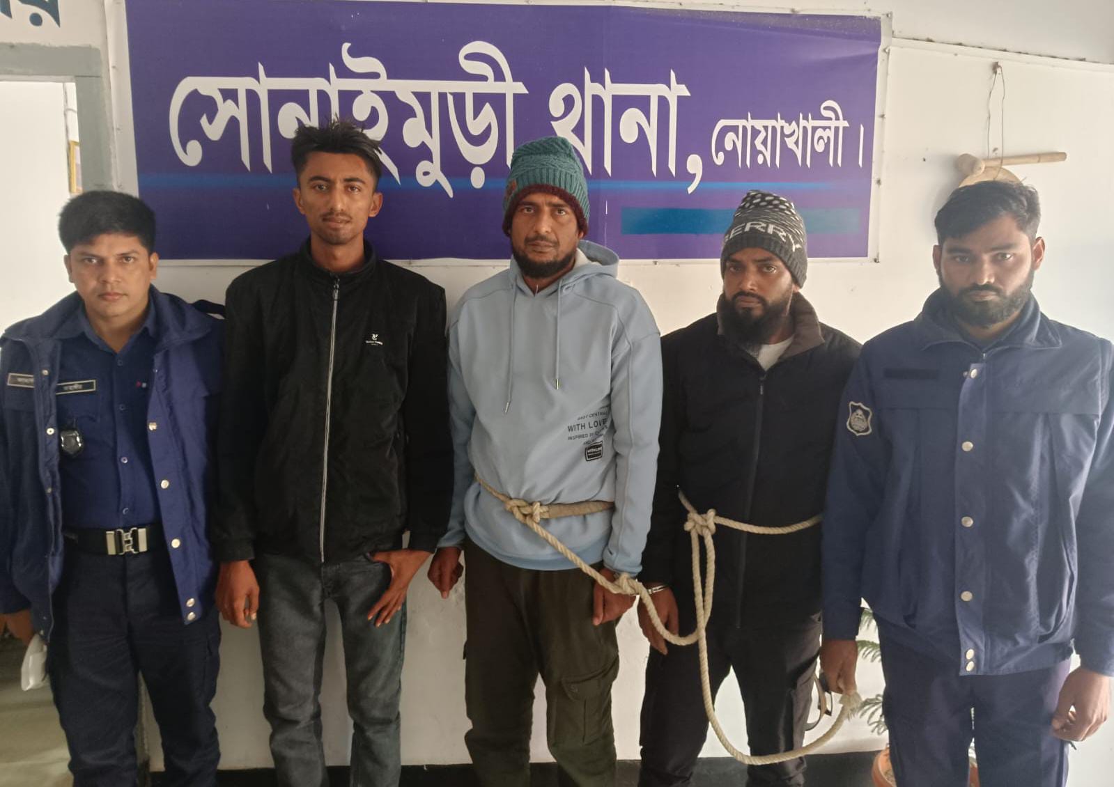 নিজ বাড়িতে যুবলীগ কর্মীকে গুলি করে হত্যা: গ্রেপ্তার-৩