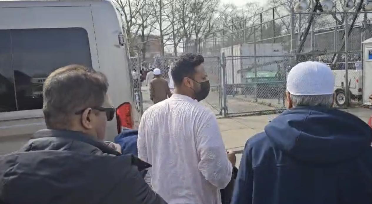 নিউ ইয়র্কে ঈদের জামাতে সাকিব আল-হাসানের দুর্ব্যবহারে হতবাক হাজারো মুসল্লি
