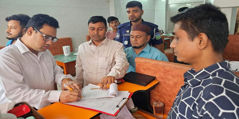 ময়মনসিংহে নিরাপদ খাদ্য নিশ্চিতে মসিকের ভ্রাম্যমান আদালত