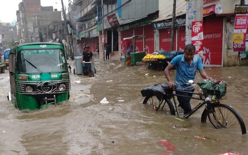 বন্যায় নোয়াখালীতে বিদ্যুৎ ও যোগাযোগে দুর্ভোগ