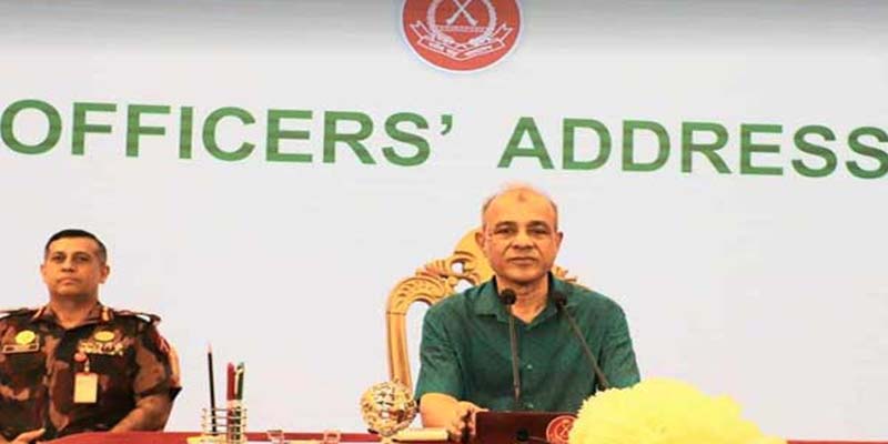 সীমান্তে বিজিবিকে পিঠ না দেখানোর নির্দেশ উপদেষ্টা জাহাঙ্গীরেরও