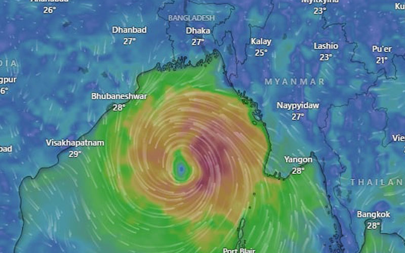 ঘূর্ণিঝড়ে রূপ নিল গভীর নিম্নচাপ, সমুদ্রবন্দরে সতর্কতা জারি