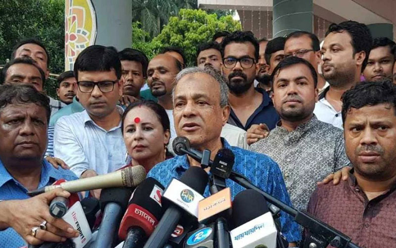 দুর্গাপূজায় কোনো নিরাপত্তাঝুঁকি নেই: স্বরাষ্ট্র উপদেষ্টা
