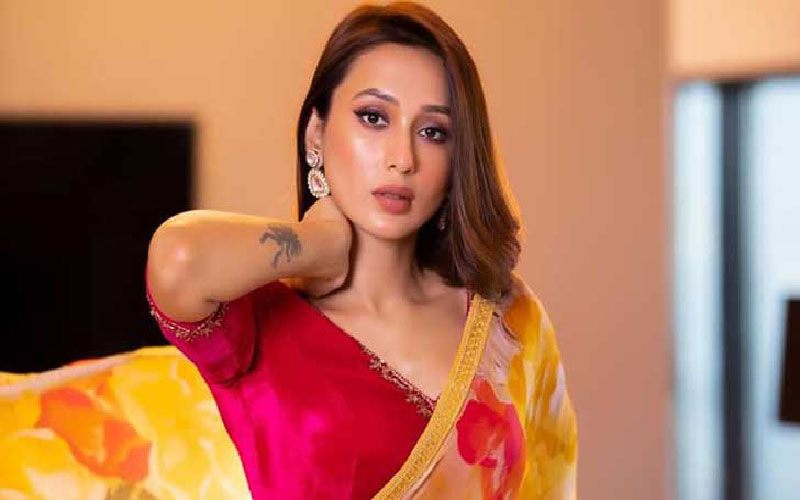 বিয়ে-সংসার চাই না, স্বাধীনভাবে বাঁচতে হবে : মিমি