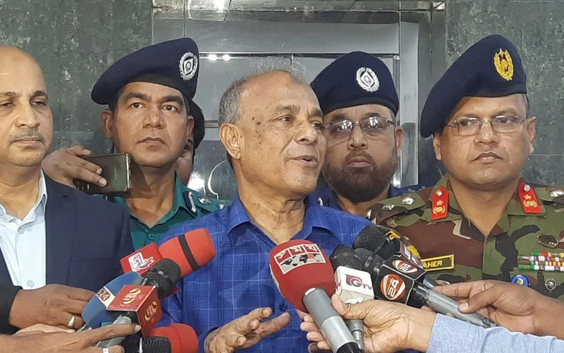ইসকন ইস্যুতে দেশি-বিদেশি ইন্ধন থাকতে পারে : স্বরাষ্ট্র উপদেষ্টা