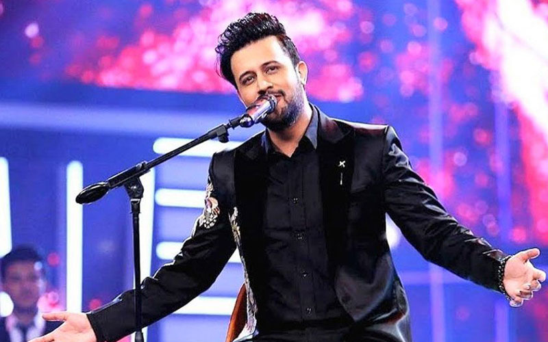 লোডশেডিংয়ের কারণে পাকিস্তানের জনপ্রিয় সংগীতশিল্পী আতিফ আসলামের কনসার্ট বন্ধ