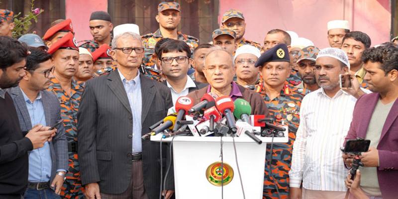 ব্যর্থতার দায় স্বীকার করে বিচারের আশ্বাস দিলেন স্বরাষ্ট্র উপদেষ্টা