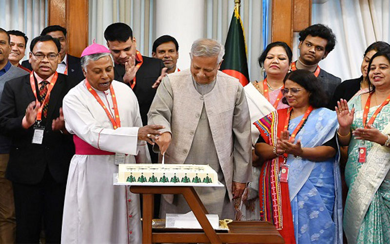 যার যার ধর্মের শান্তির বাণী নিজের মধ্যে স্থাপন করতে হবে: প্রধান উপদেষ্টা