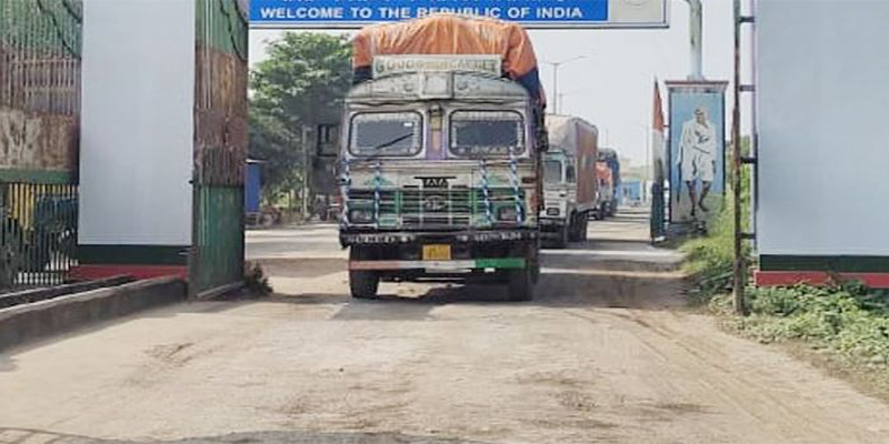 বেনাপোল বন্দর দিয়ে ২৫ দিনে ৩৩২০ টন চাল আমদানি