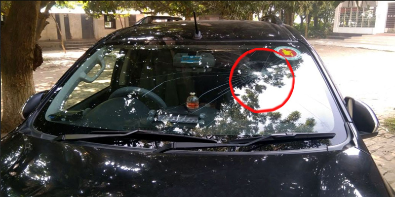 কোটচাঁদপুরে বিজয় দিবসের অনুষ্ঠানে অব্যবস্থাপনা, ইউএনওর গাড়ি ভাংচুর