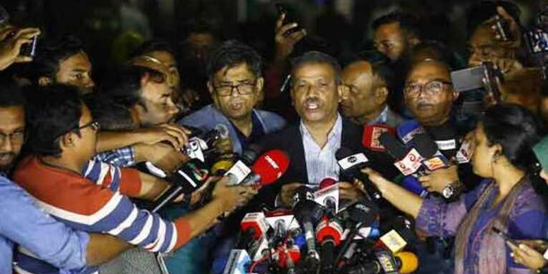 হাইকমিশনে হামলার নিন্দা জানিয়েছে সব রাজনৈতিক দল: আসিফ নজরুল