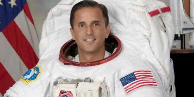 ঢাকায় আসছেন নাসার প্রধান নভোচারী