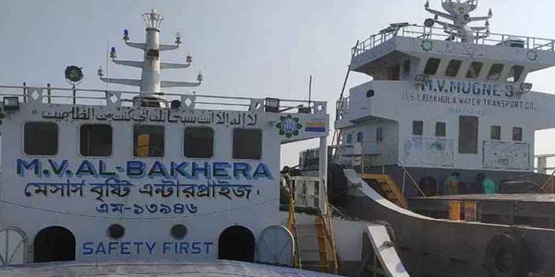 চাঁদপুরে থেমে থাকা জাহাজে দুর্বৃত্তদের হামলা, নিহত বেড়ে ৭