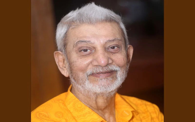 বিয়ের সময় নাম বদলে প্রবীর মিত্র হন হাসান ইমাম