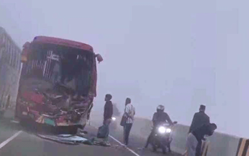 ঢাকা-মাওয়া এক্সপ্রেসওয়েতে ৫ যানের সংঘর্ষ, আহত ২০