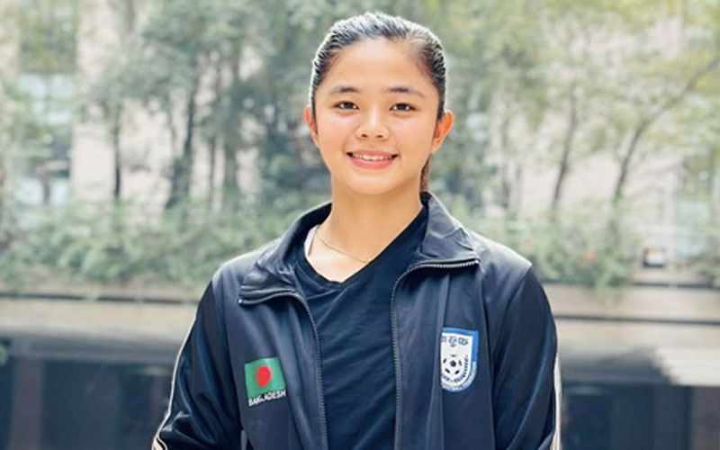 নারী ফুটবলার সুমাইয়াকে ধর্ষণ ও হত্যার হুমকি