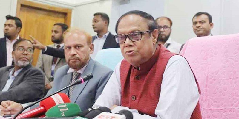 ব্যাংকিং খাতে ৫ লাখ কোটি টাকা আত্মসাৎ হয়েছে: গভর্নর