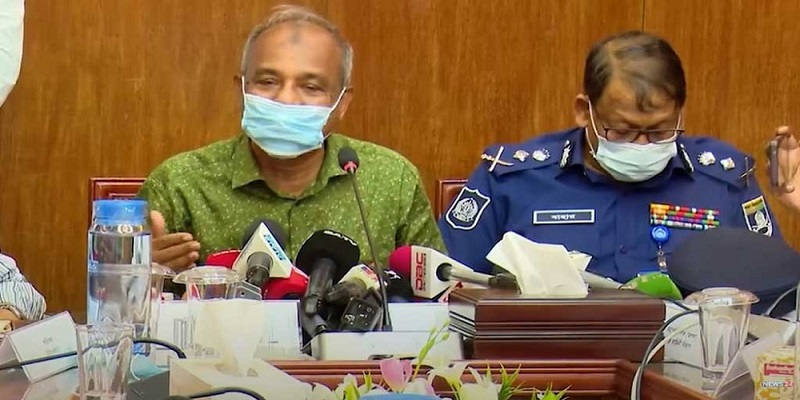 ভালো ব্যবহার করায় পুলিশকে ‘নিষ্ক্রিয়’ ভাবছে মানুষ: উপদেষ্টা