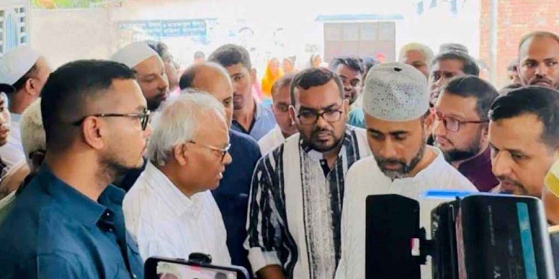 সন্তানদের কবরে যেন আর কারও দাফন না হয়, রিজভীর কাছে বাবার আকুতি